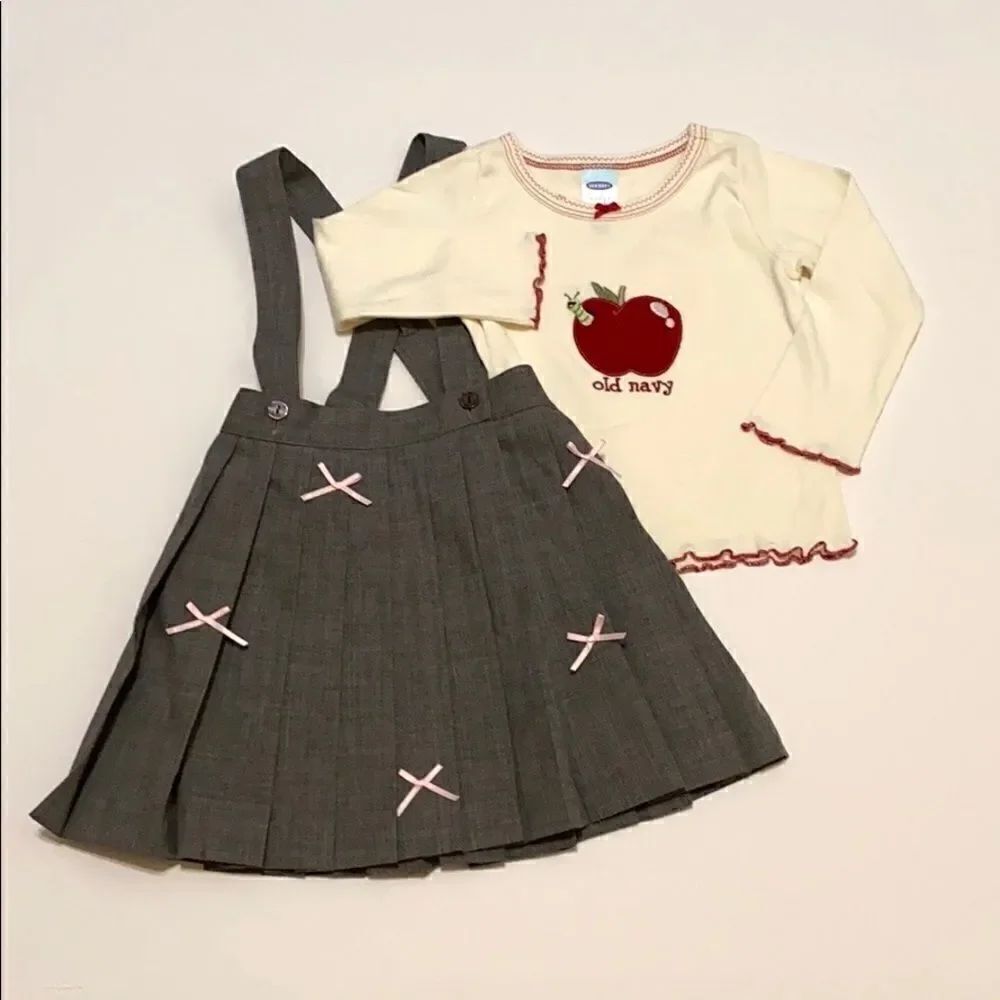 Like new Baby girl’s skirt and top size 18-24 m